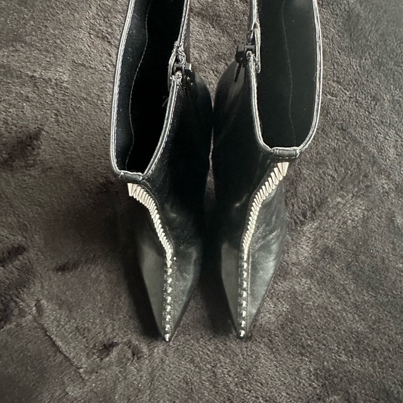 New  Zara Woman Studs Studded High Heel Ankle Boots Black Size 8. - Picture 11 of 12